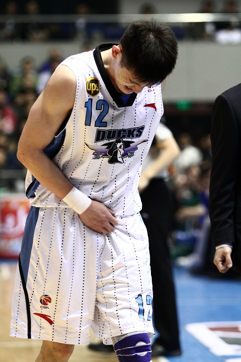 开云-关键时刻马赛备战NBA总决赛，止住颓势细节曝光，压力陡增，临场指挥获称赞(美股七连阳尽显颓势已成强弩之末)